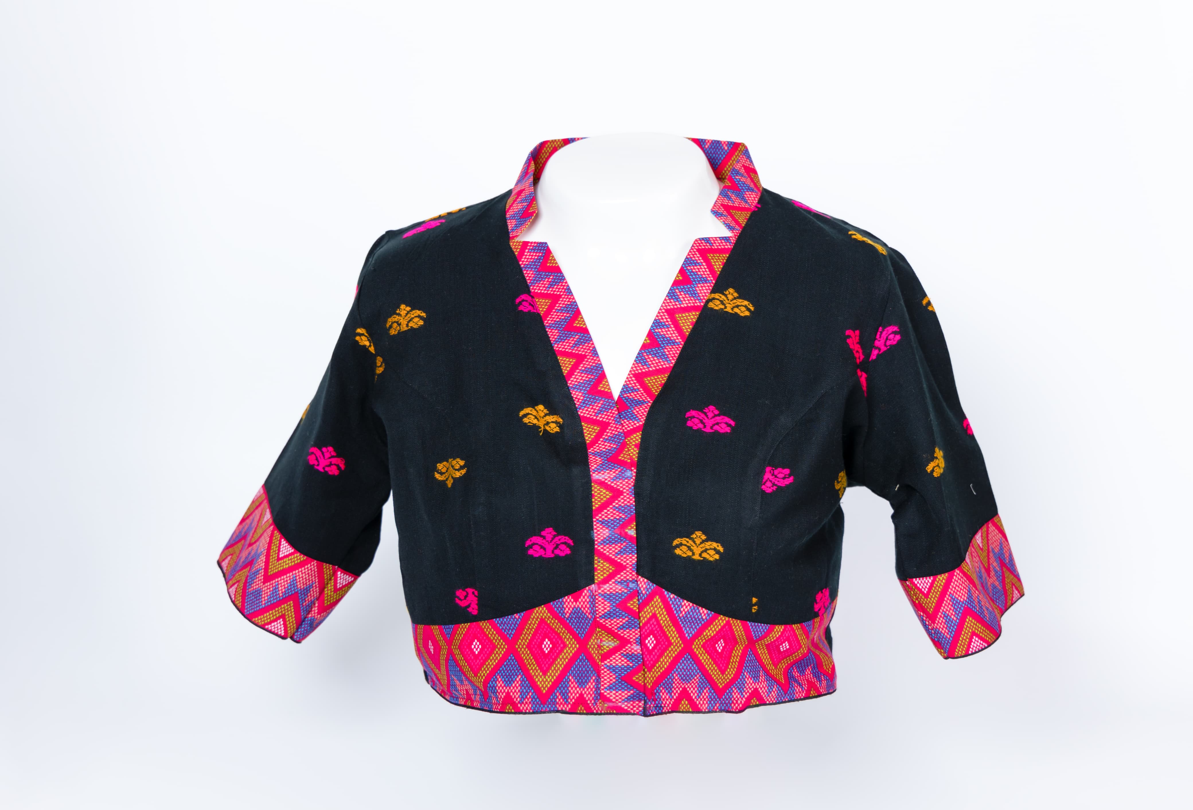 BLACK COLLARED ASSAMESE GOS BUTA DESIGNED BLOUSE